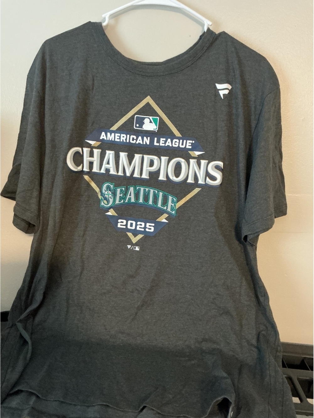 New With Tags Fanatics 2025 Seattle American League Champions Gray T-Shirt, Size